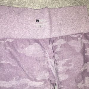 Medium purple camo high quality butt enhancing leggings